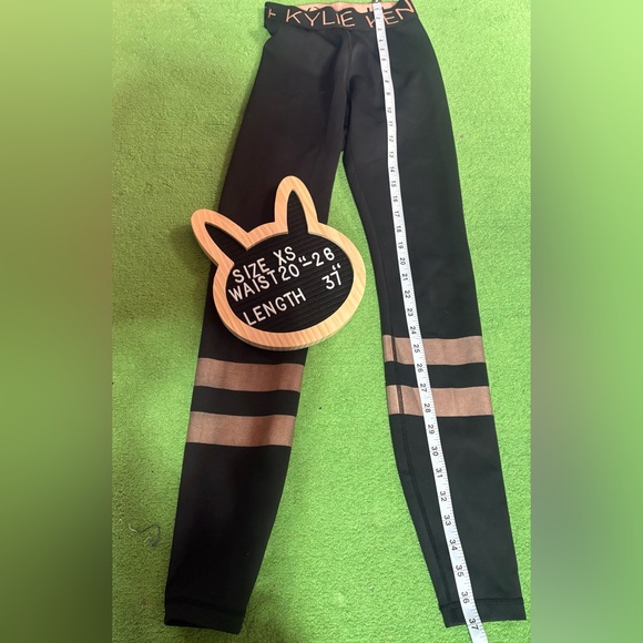 Kendall+ Kyle leggings - Picture 3 of 3